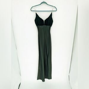 Vintage Y2K Green Velvet Rhinestone Empire Waist Satin Evening Dress Size 7/8